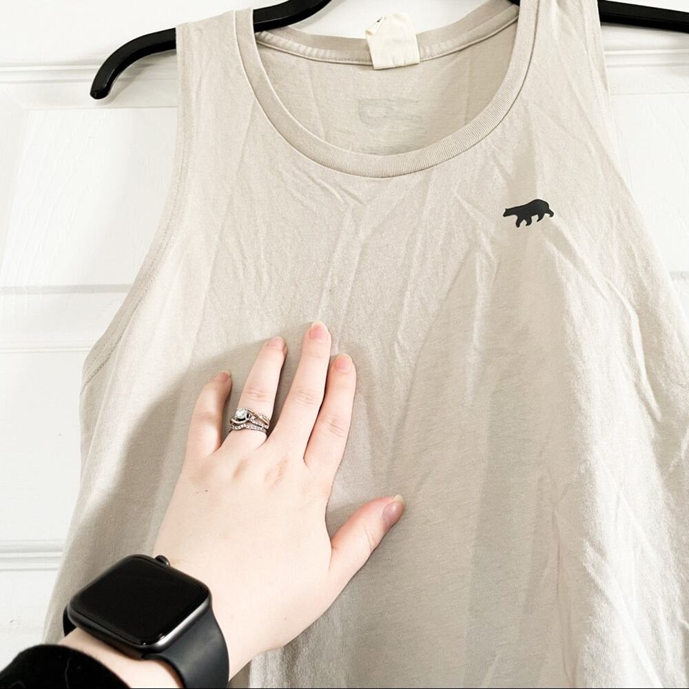 Running Bare Racerback Muscle Tank - Picture 3 of 7